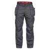 Kampfhose mit hängenden Werkzeugtaschen